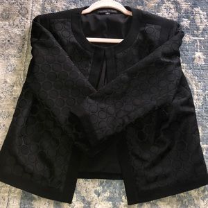 Gorgeous black polka dot blazer 🖤